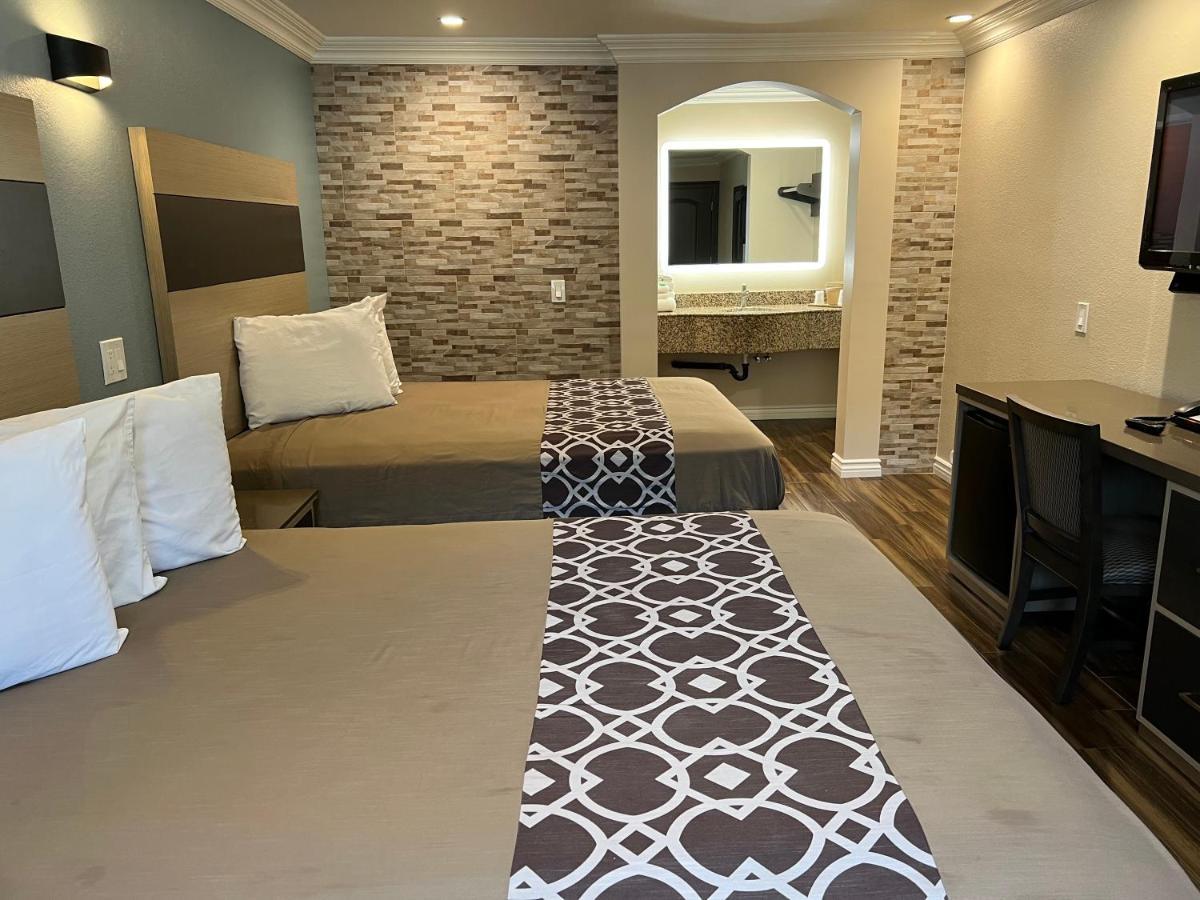 Walnut Inn & Suites West Covina Eksteriør billede