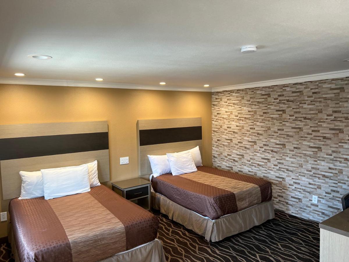 Walnut Inn & Suites West Covina Eksteriør billede