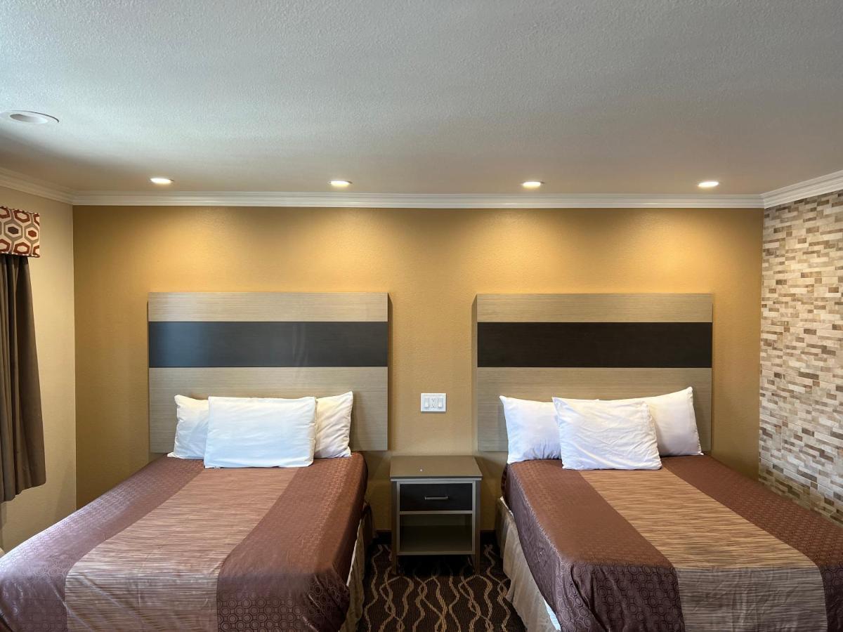 Walnut Inn & Suites West Covina Eksteriør billede