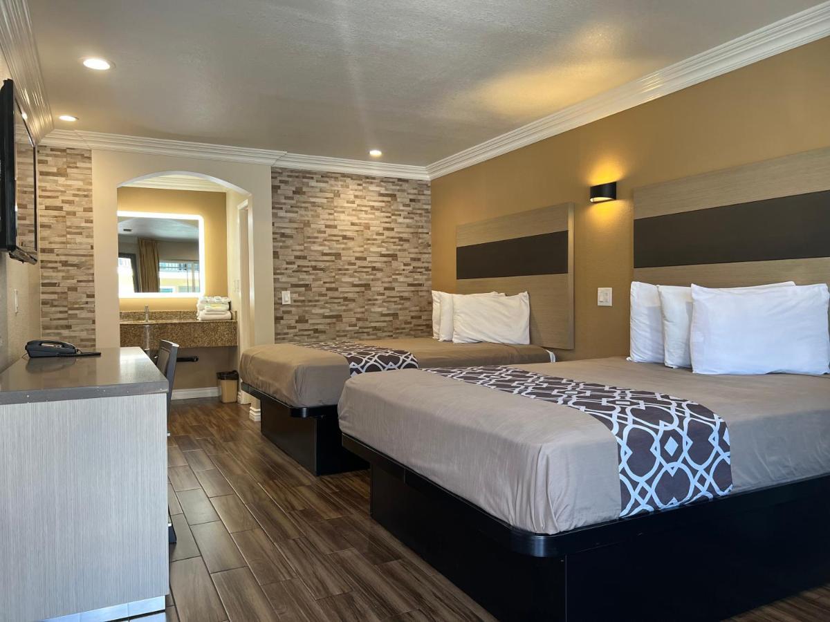 Walnut Inn & Suites West Covina Eksteriør billede