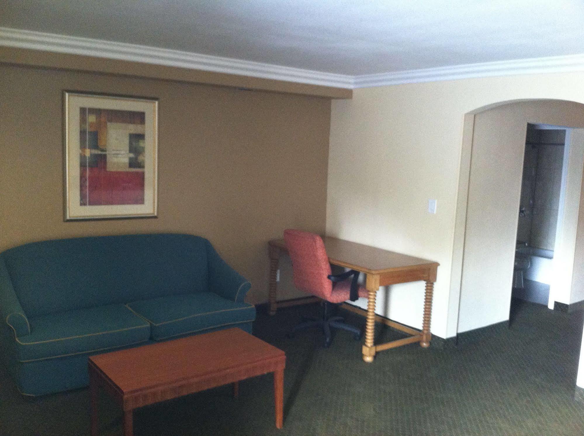 Walnut Inn & Suites West Covina Eksteriør billede