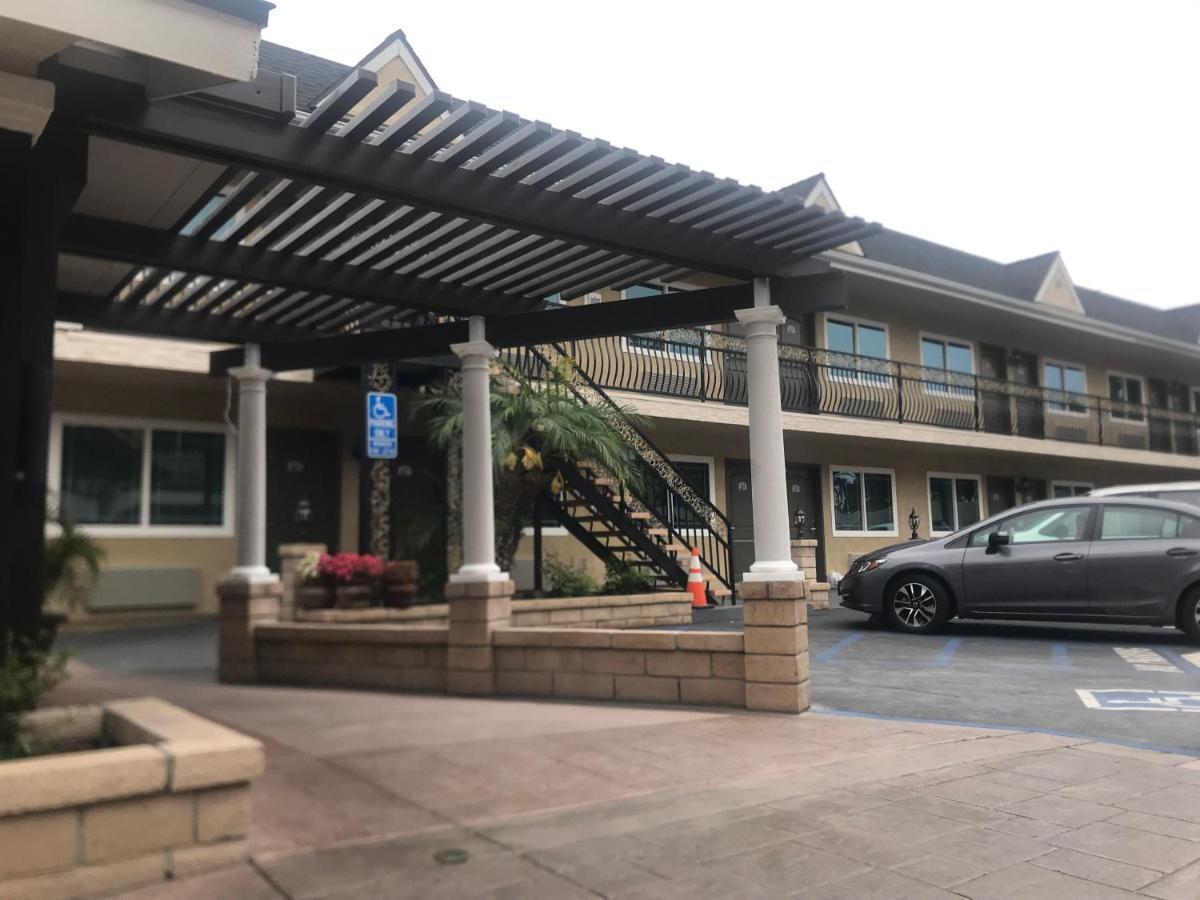 Walnut Inn & Suites West Covina Eksteriør billede